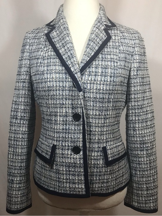 Talbots Jackets & Blazers - NWOT TALBOTS Navy & White Tweed Blazer, 2Pkts, 3 Buttons w/Detailed Buttons